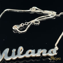 Lade das Bild in den Galerie-Viewer, Individuelle 925er Silber Namenskette - Elegante Schriftart