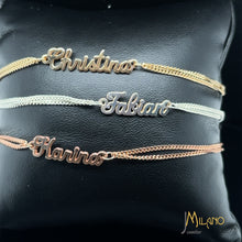 Lade das Bild in den Galerie-Viewer, Individuelle 925er Silber Namensarmband - Elegante Schriftart