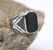 Lade das Bild in den Galerie-Viewer, Herren Siegelringe in Edelstahl Onyx, Tigerauge oder Türkis