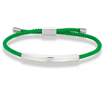 Lade das Bild in den Galerie-Viewer, Geflochtenes Plattenarmband mit Gravur | Verstellbares Edelstahl-Armband für Damen