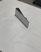 Lade das Bild in den Galerie-Viewer, NEU! Schlanke Edelstahl Geldklammer + (kostenlose) Gravur