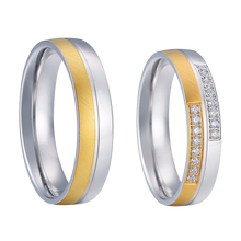 Lade das Bild in den Galerie-Viewer, Bicolor vergoldete Edelstahl Partnerringe mit Zirkonia Steinen - 1510/PV-25