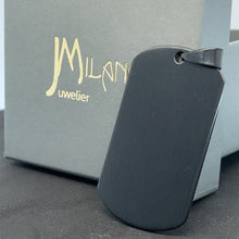 Lade das Bild in den Galerie-Viewer, Kostenlose 3D Foto(gravur) + Anhänger | Personalisierte Edelstahl-Anhänger in schwarz-matt, Hundemarke, mattiert