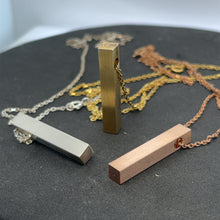 Lade das Bild in den Galerie-Viewer, Kostenlose Gravur + Anhänger | 3D Säulen Silber-Anhänger (Baren) mit Kette in Matt-Optik