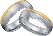 Lade das Bild in den Galerie-Viewer, Bicolor vergoldete Edelstahl Partnerringe mit Zirkonia Steinen - S0236/R-10/11