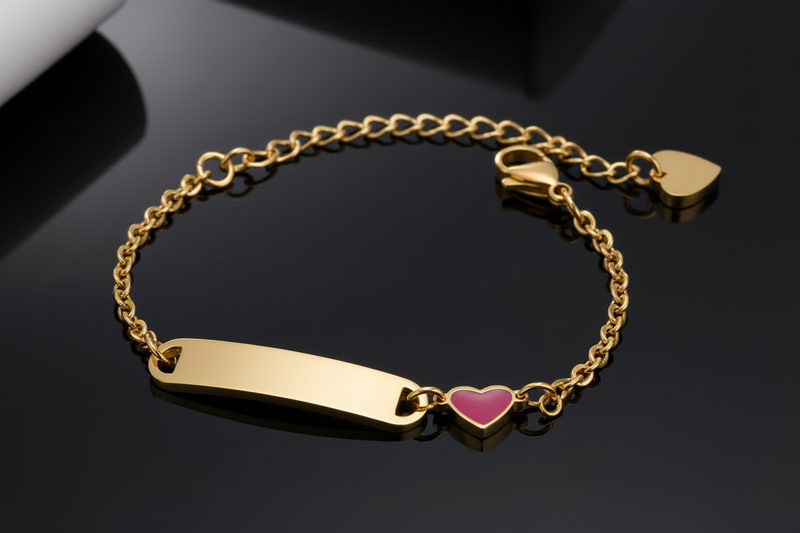 Individuelles Baby-Armband mit Herzanhänger – personalisierte Gravur aus Edelstahl