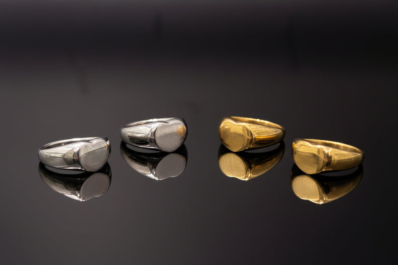 Damenring aus Edelstahl in Herzform – individuell gravierbar