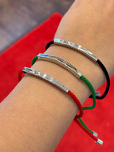 Lade das Bild in den Galerie-Viewer, NEU| Geflochtene Platten-Armbänder  | Personalisierte Edelstahl-Armband  + kostenlose Gravur
