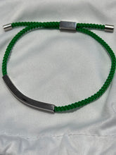 Lade das Bild in den Galerie-Viewer, NEU| Geflochtene Platten-Armbänder  | Personalisierte Edelstahl-Armband  + kostenlose Gravur

