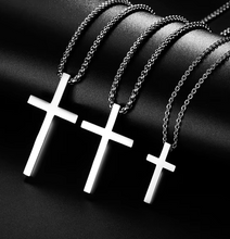 Lade das Bild in den Galerie-Viewer, Edelstahl Kreuzkette – Persönlich gravierbar &amp; zeitlos elegant
