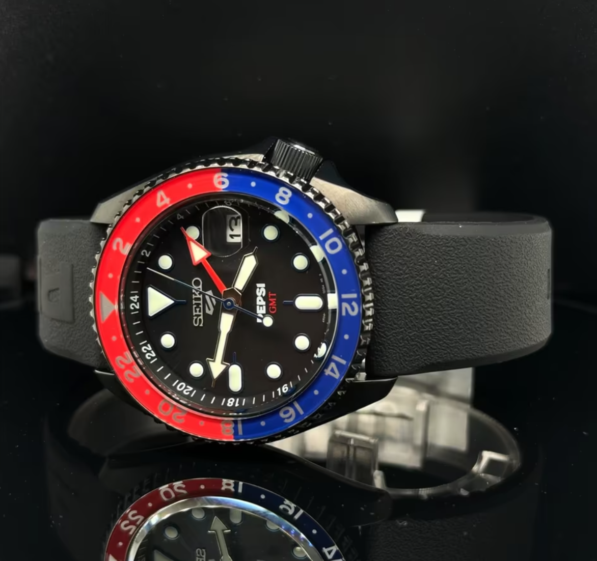 Seiko 5 Sports x Pepsi® Limited Edition - SSK047
