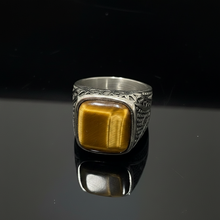 Lade das Bild in den Galerie-Viewer, Herren Siegelringe in Edelstahl Onyx, Tigerauge oder Türkis