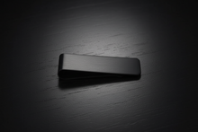 Lade das Bild in den Galerie-Viewer, Schlanke Geldklammer aus Edelstahl – Gratis Gravur inklusive