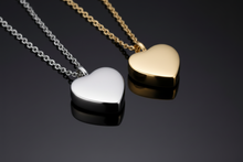Lade das Bild in den Galerie-Viewer, Edler Herzanhänger aus Edelstahl mit Kette &amp; Füllset  – Gedenkschmuck mit Gravur